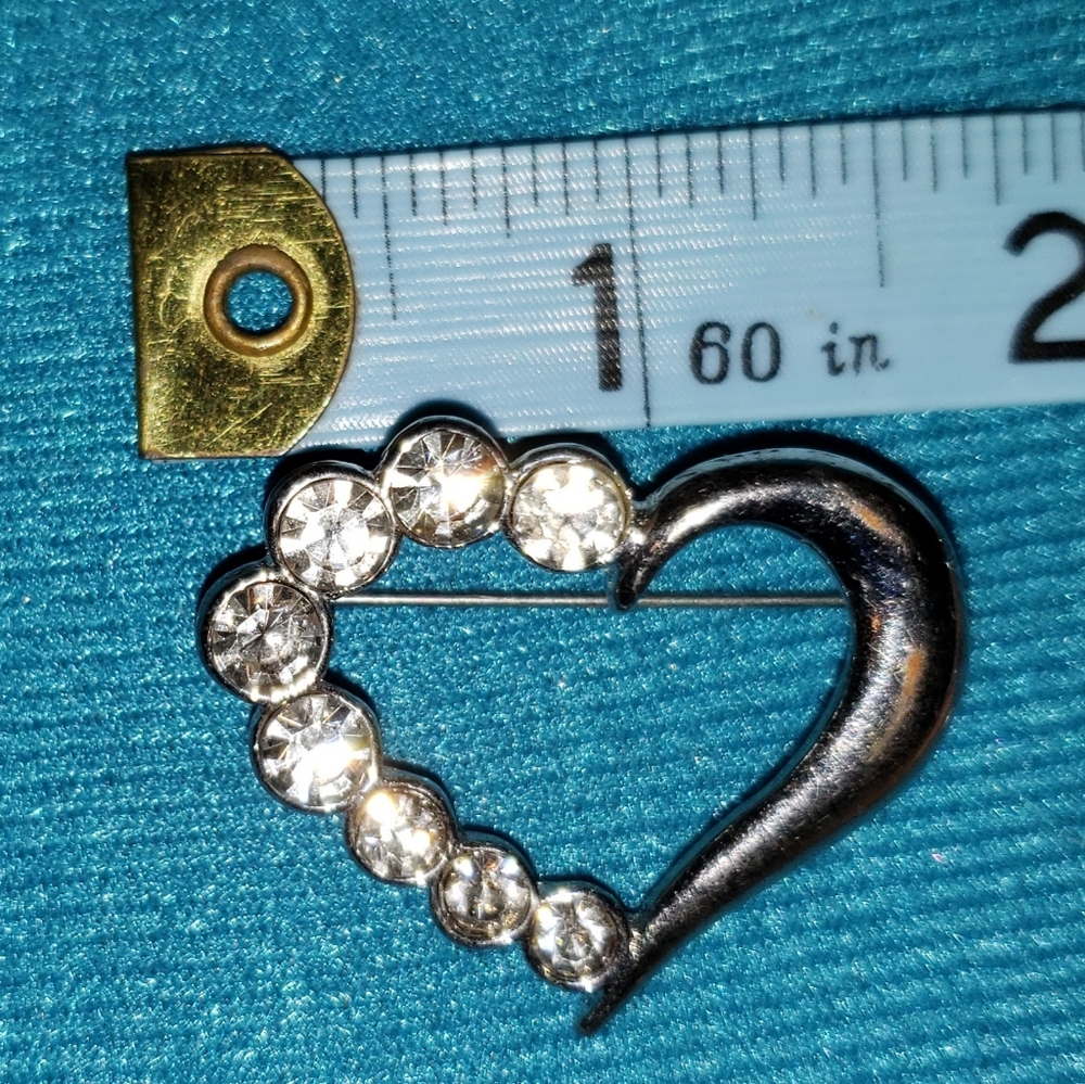 Heart Rhinestone Pendant/Brooch - Picture 2 of 3